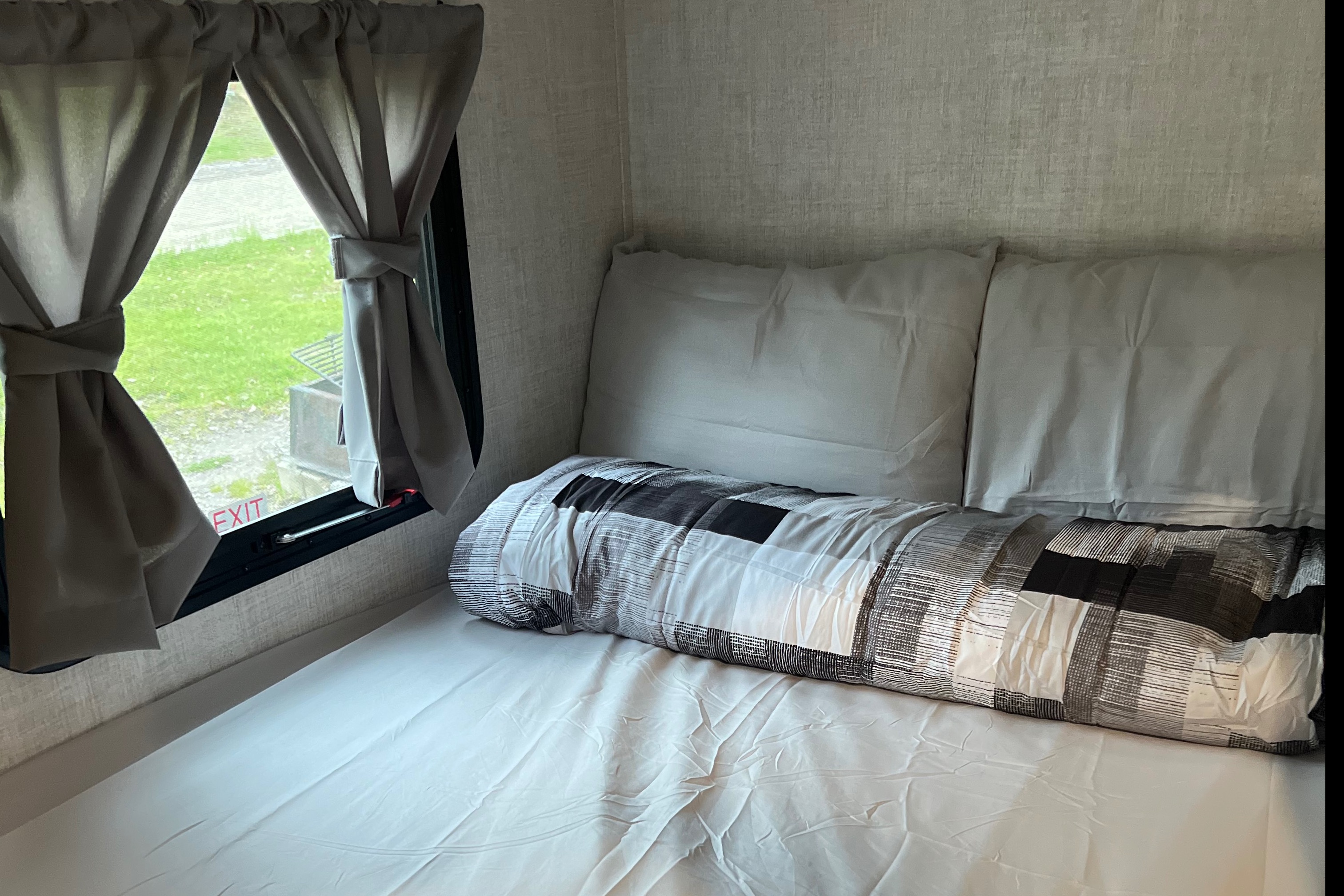 RKG 2022 Gulf Stream Ameri Lite Travel Trailer