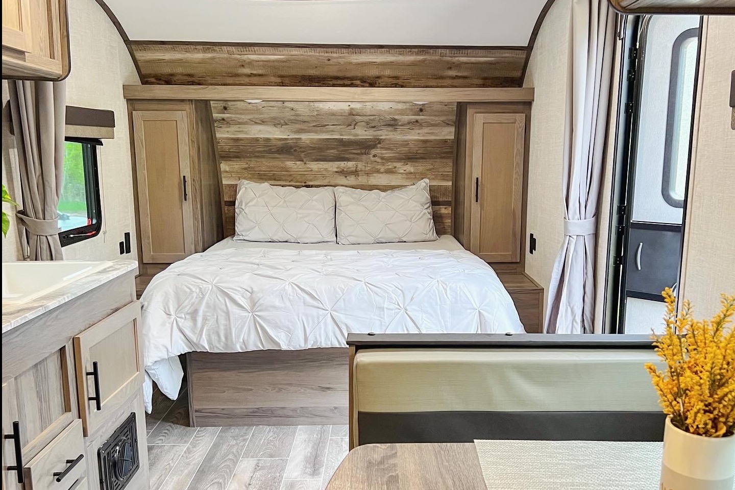 RKG 2022 Gulf Stream Ameri Lite Travel Trailer