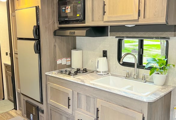 RKG 2022 Gulf Stream Ameri Lite Travel Trailer