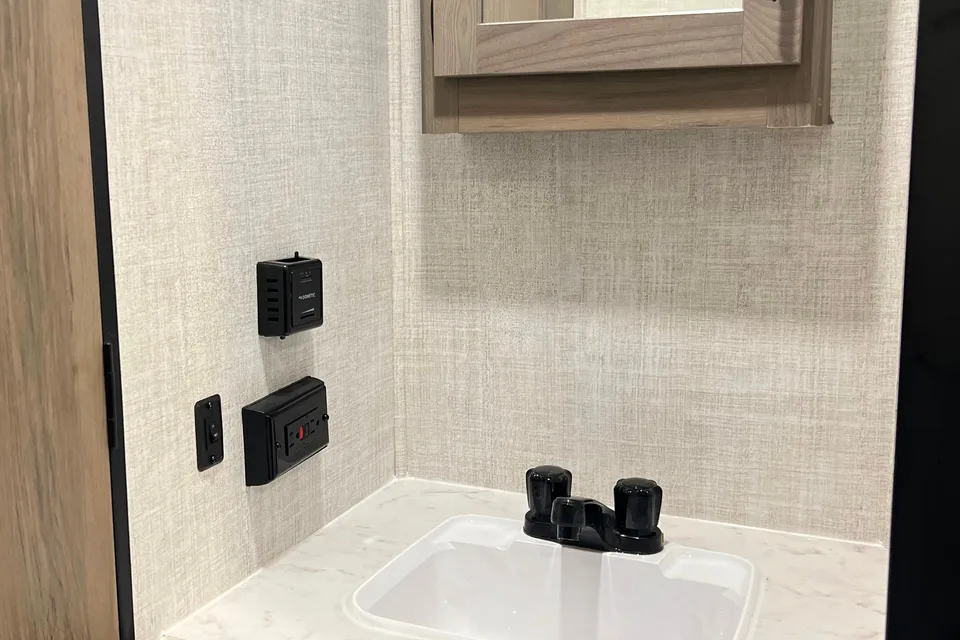 RKG 2022 Gulf Stream Ameri Lite Travel Trailer