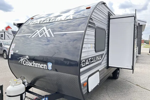 EC's Coachmen Catalina 184BHS Travel Trailer