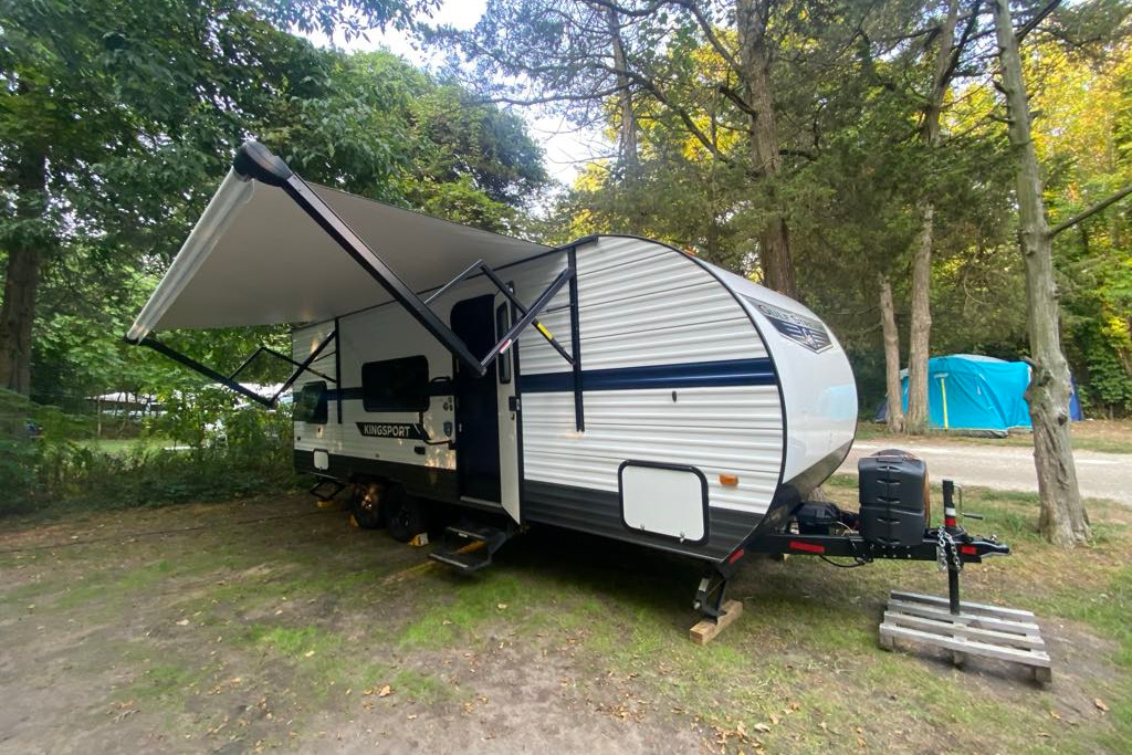 Willy's Gulf Stream Ameri-lite24 Travel Trailer