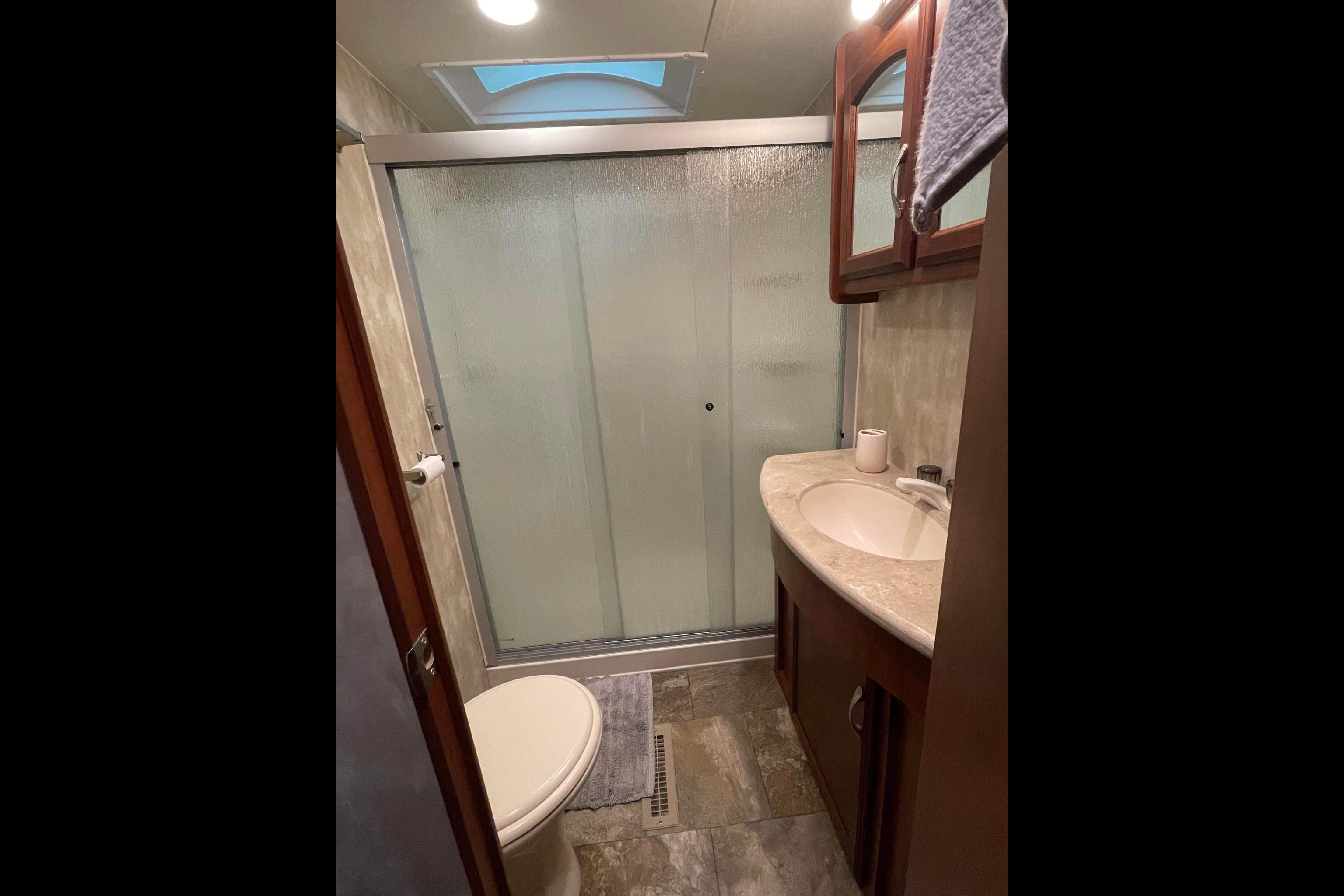 Eric And Christa's Winnebago Lite 5 Fifth Wheel
