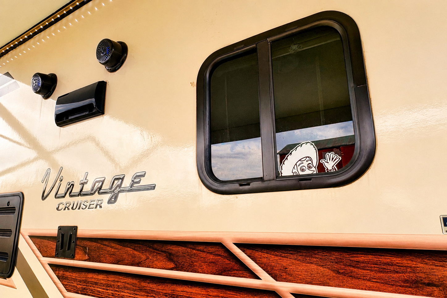 Vintage Woody Wagon Getaway | Retro Style + Family Ready