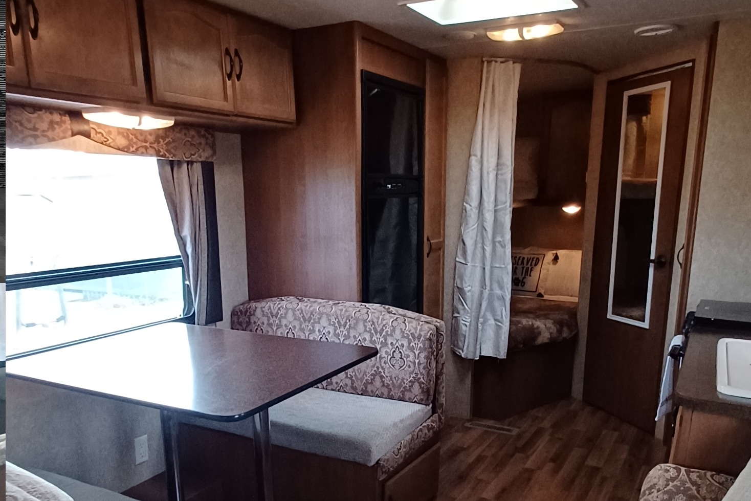 Mojave Mesa Rentals Travel Trailer