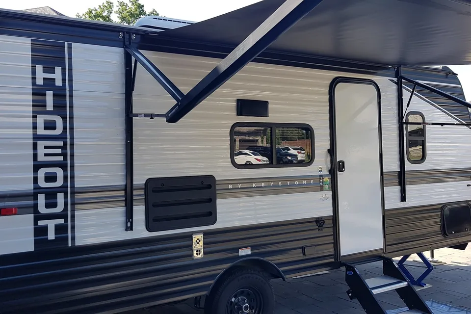 2022 Keystone Hideout  176