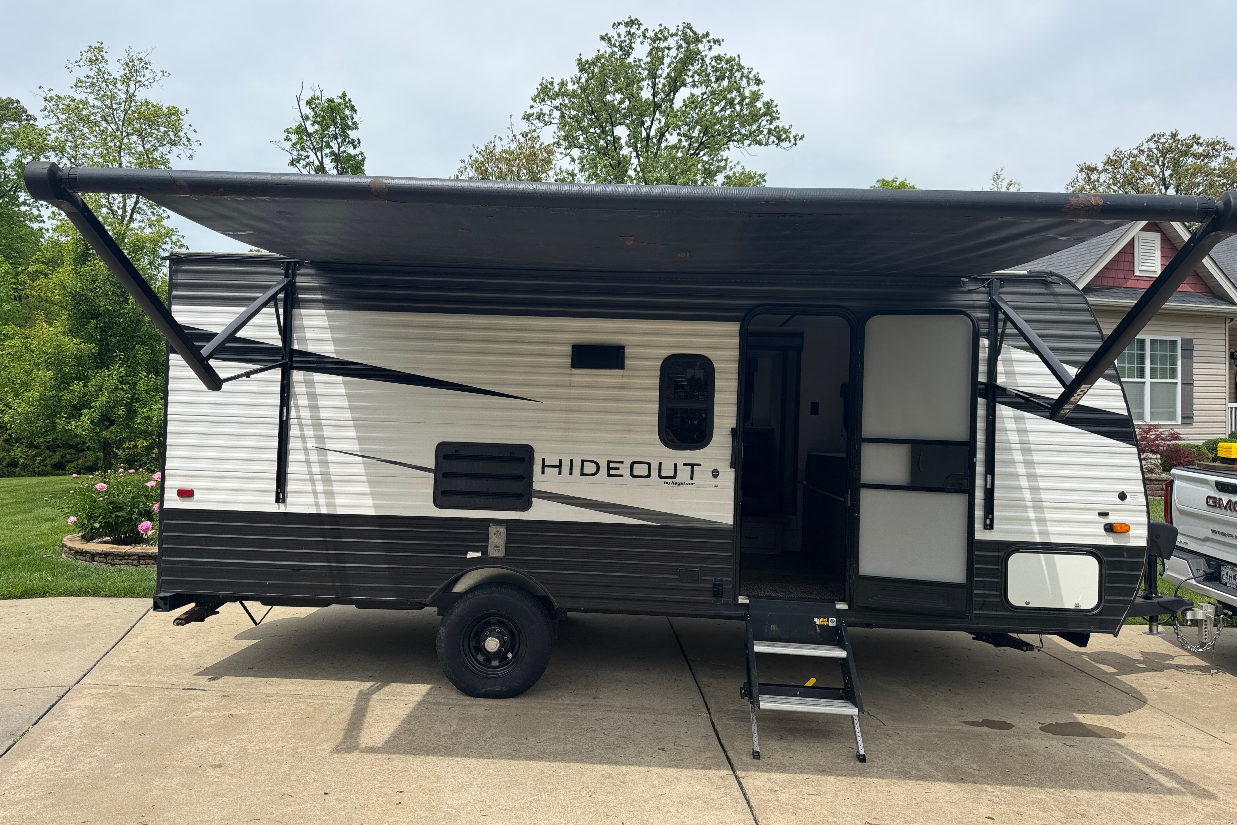 The Katy – Trailside Camper