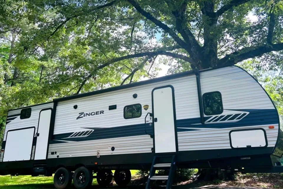 The Hitch Hiker Bunk House