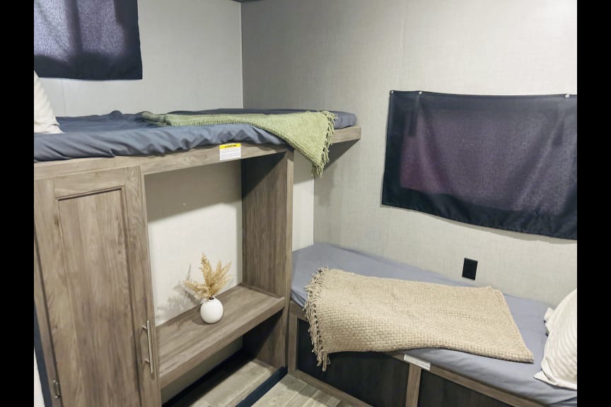 The Hitch Hiker Bunk House