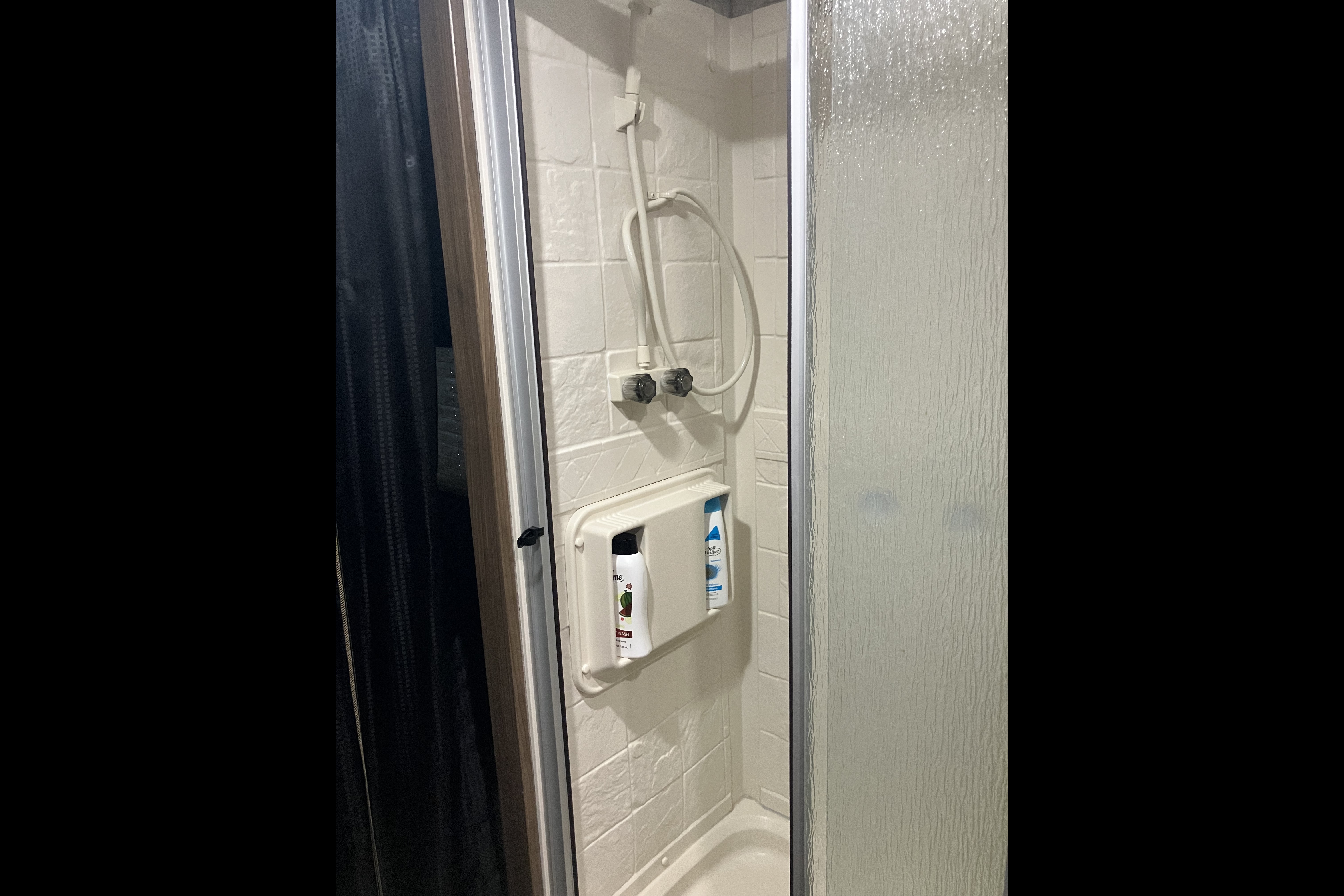 Family RV + Free E-Bike! 2017 Coachmen 27QB