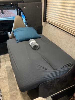 Family RV + Free E-Bike! 2017 Coachmen 27QB