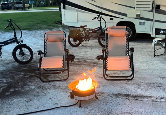 Family RV + Free E-Bike! 2017 Coachmen 27QB