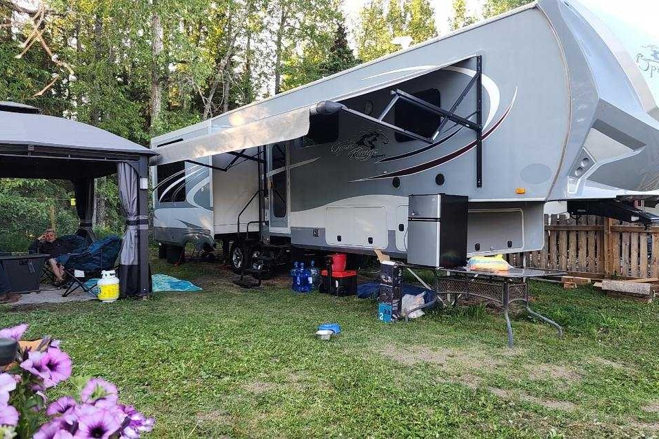 Roy's Open range Fifth wheel Fifth Wheel