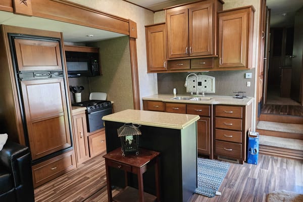 Roy's Open range Fifth wheel Fifth Wheel