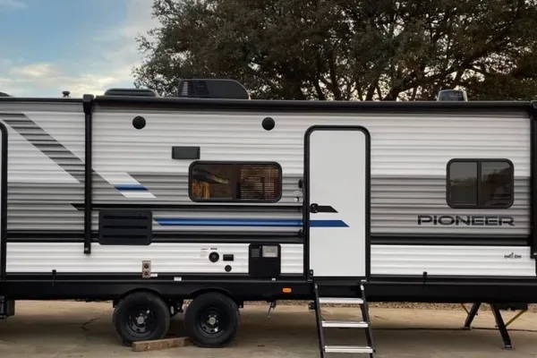 Timmy's Heartland Pioneer 270 bhs Travel Trailer
