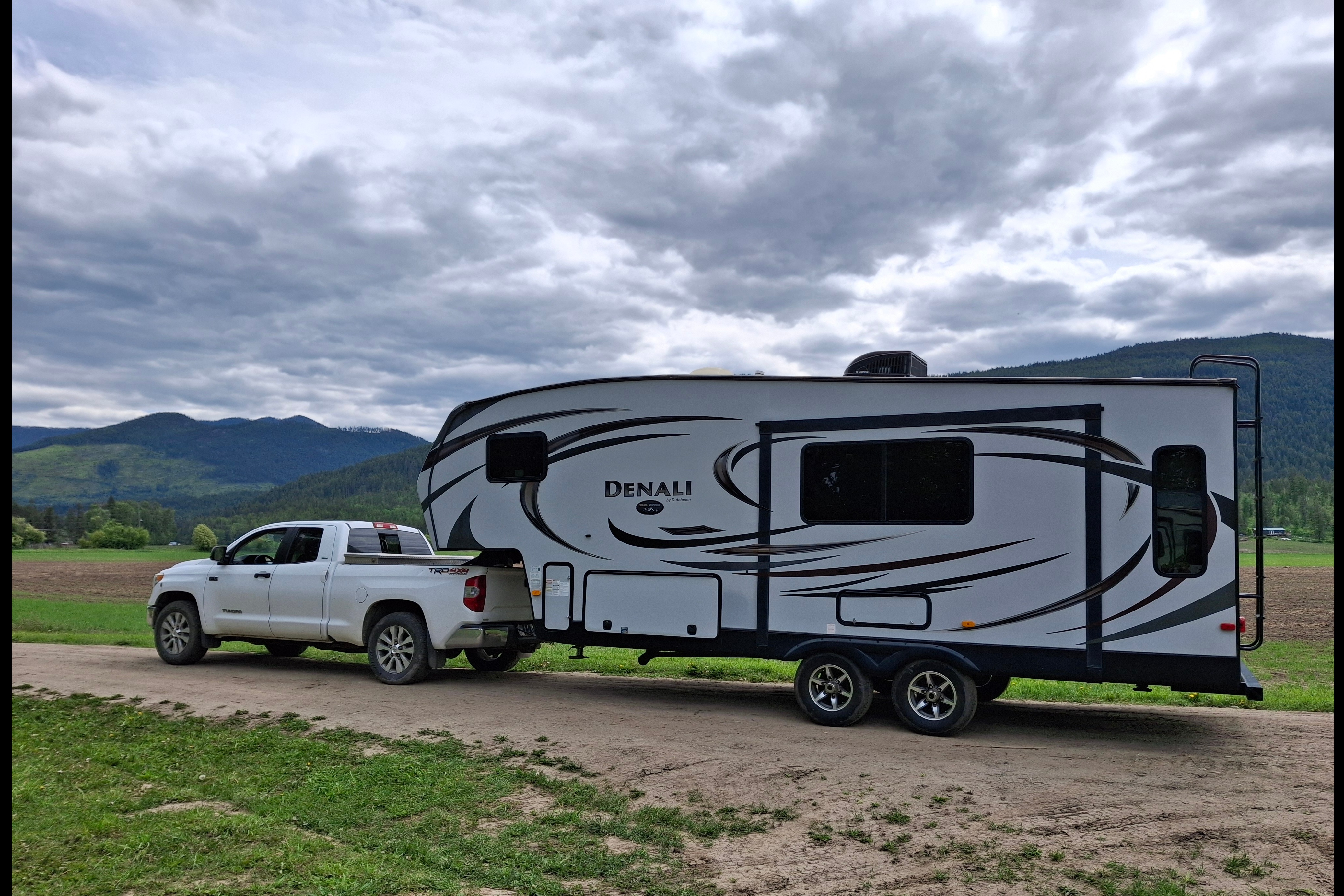Ethan's Dutchmen Denali Fifth Wheel