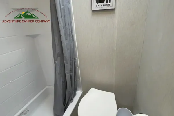 Skyview Voyager sleeps 5 pet friendly!