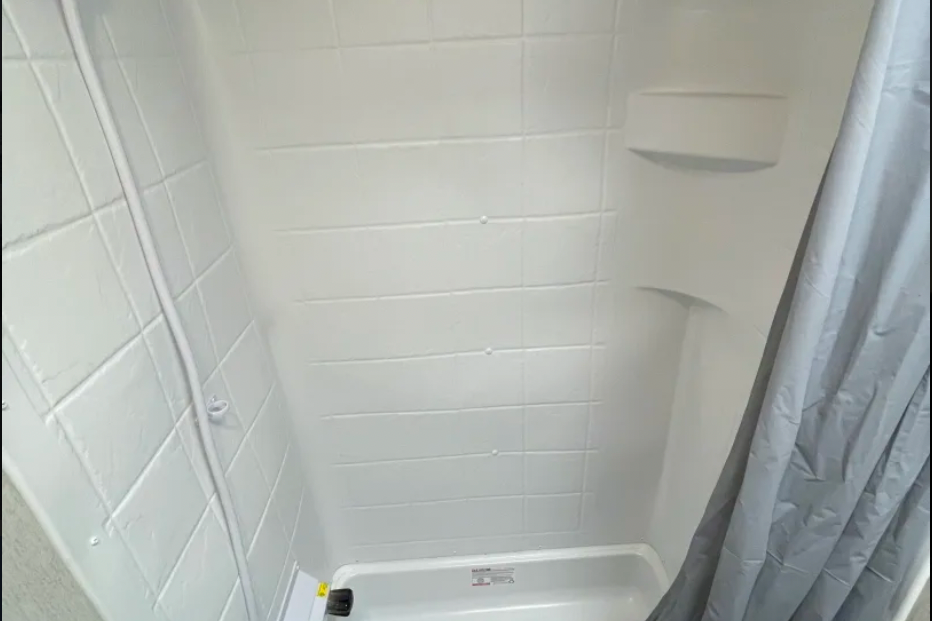 Skyview Voyager sleeps 5 pet friendly!