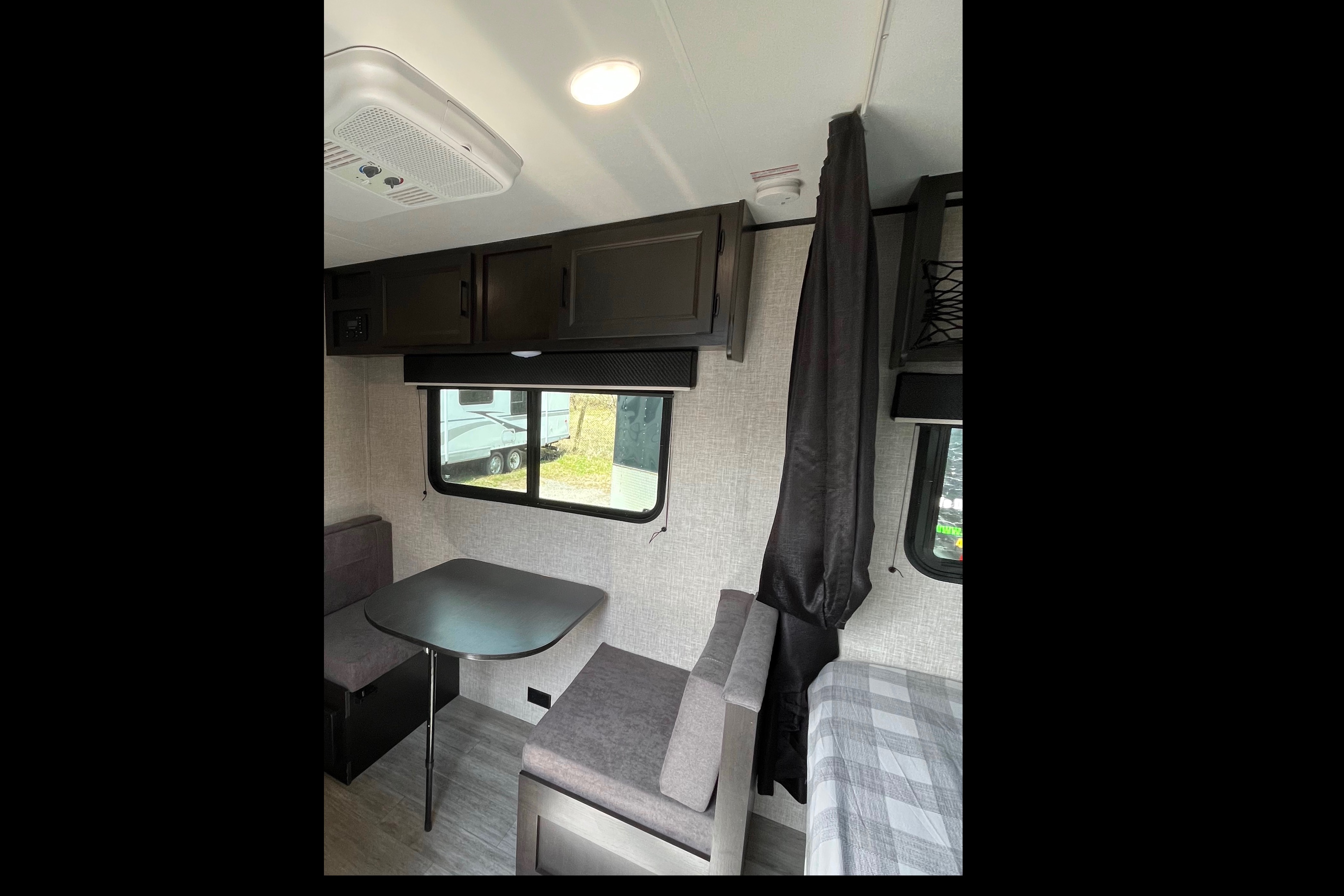 Lifestyle Living Rentals Jayco Jay Flight SLX7 174BH Travel Trailer