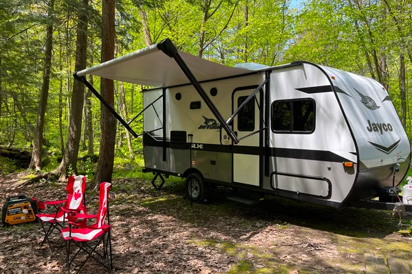 Lifestyle Living Rentals Jayco Jay Flight SLX7 174BH Travel Trailer