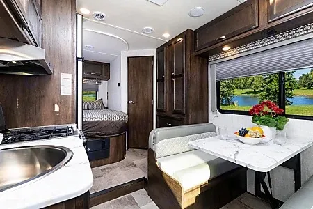2022 Gulf Stream Conquest Class C 24ft. - FREE PRIVATE SHUTTLE - Thomas -