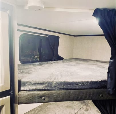 Cora and Trav’s Jayco Jay Feather 199mbs Travel Trailer AKA: Rig E Smalls