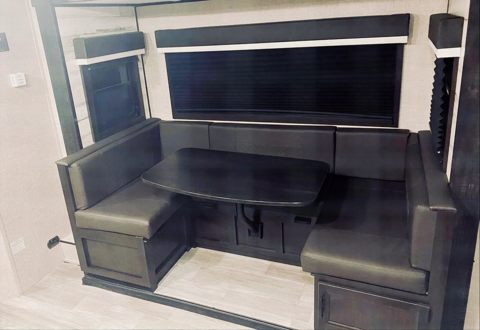 Cora and Trav’s Jayco Jay Feather 199mbs Travel Trailer AKA: Rig E Smalls 