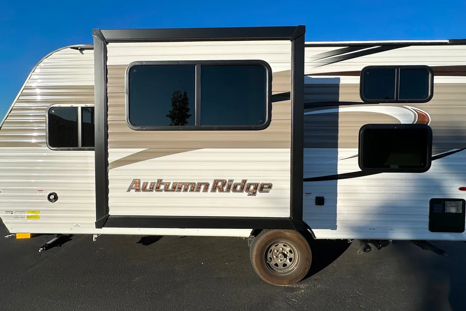 Starcraft 18BHS  Travel Trailer