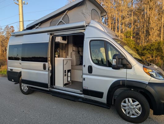 2023 Class B - A/C, 100 mi/day Luxury Van Pop Top