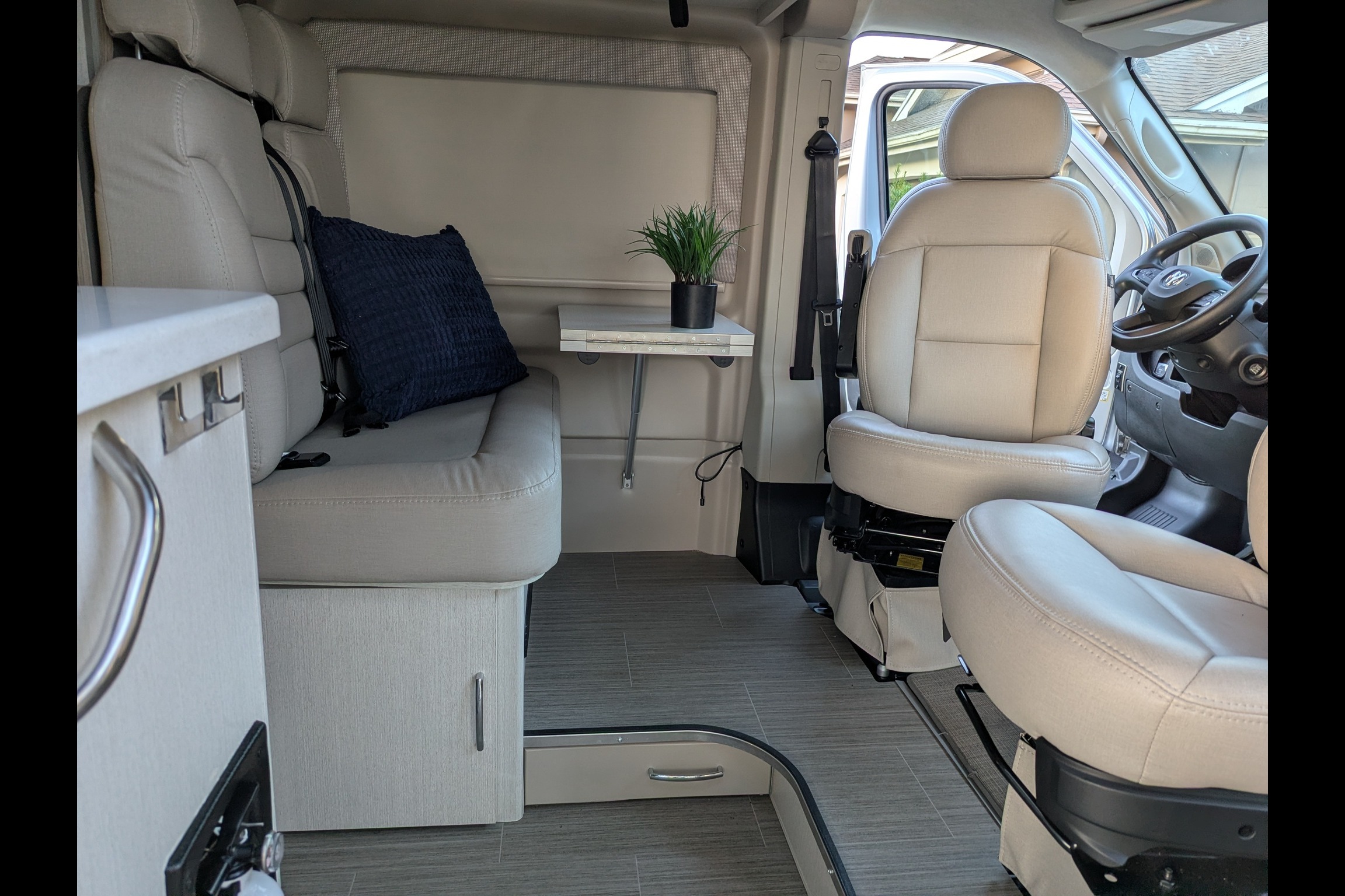 2023 Class B - A/C, 100 mi/day Luxury Van Pop Top