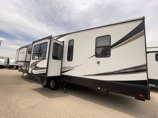 Bryan's Forest River Sabre 37fbt Fifth Wheel