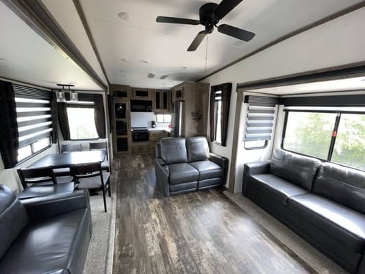 Bryan's Forest River Sabre 37fbt Fifth Wheel