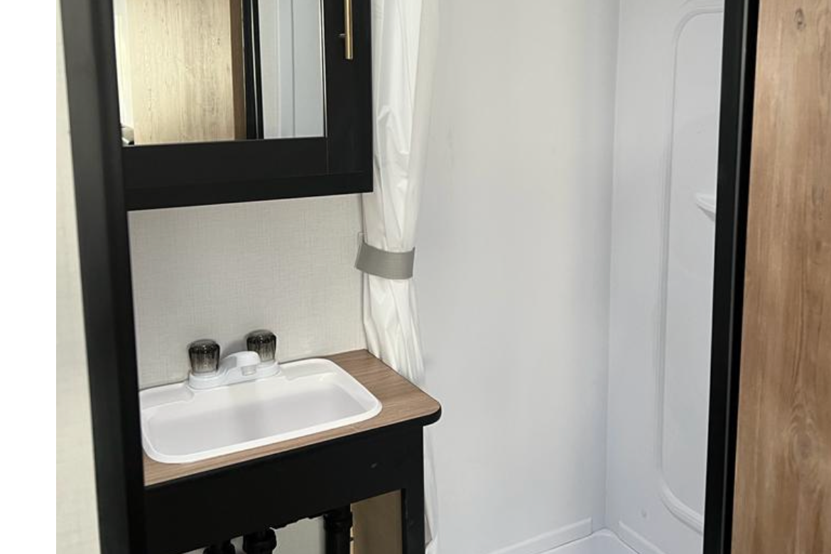Keystone Springdale 1860 Travel Trailer