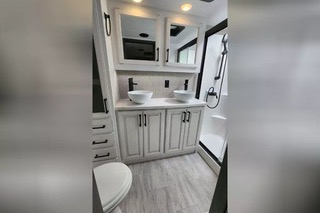 Premium Keystone Montana Fifth Wheel