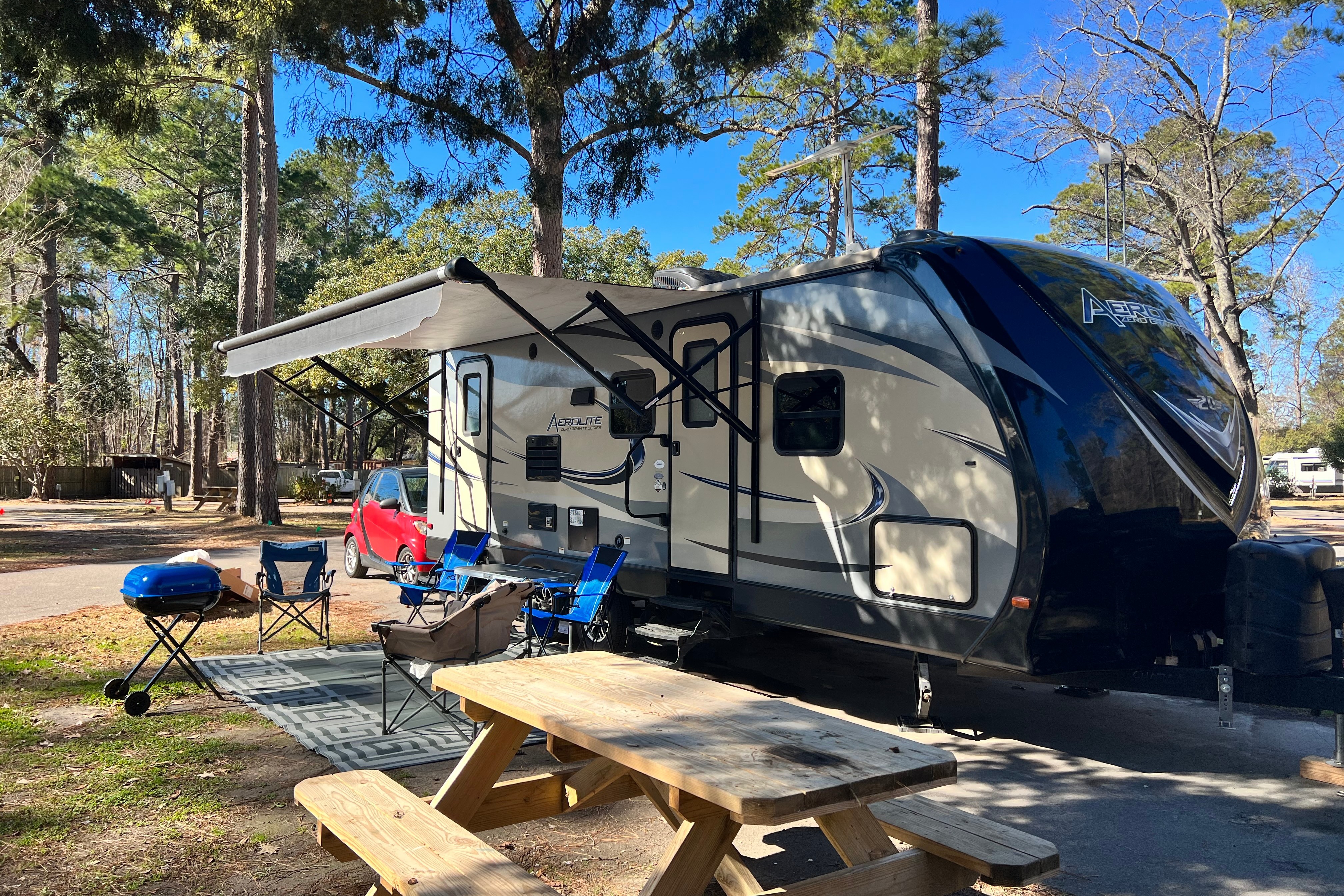 Brown Hornet Travel Trailer-*delivery or pick up available*