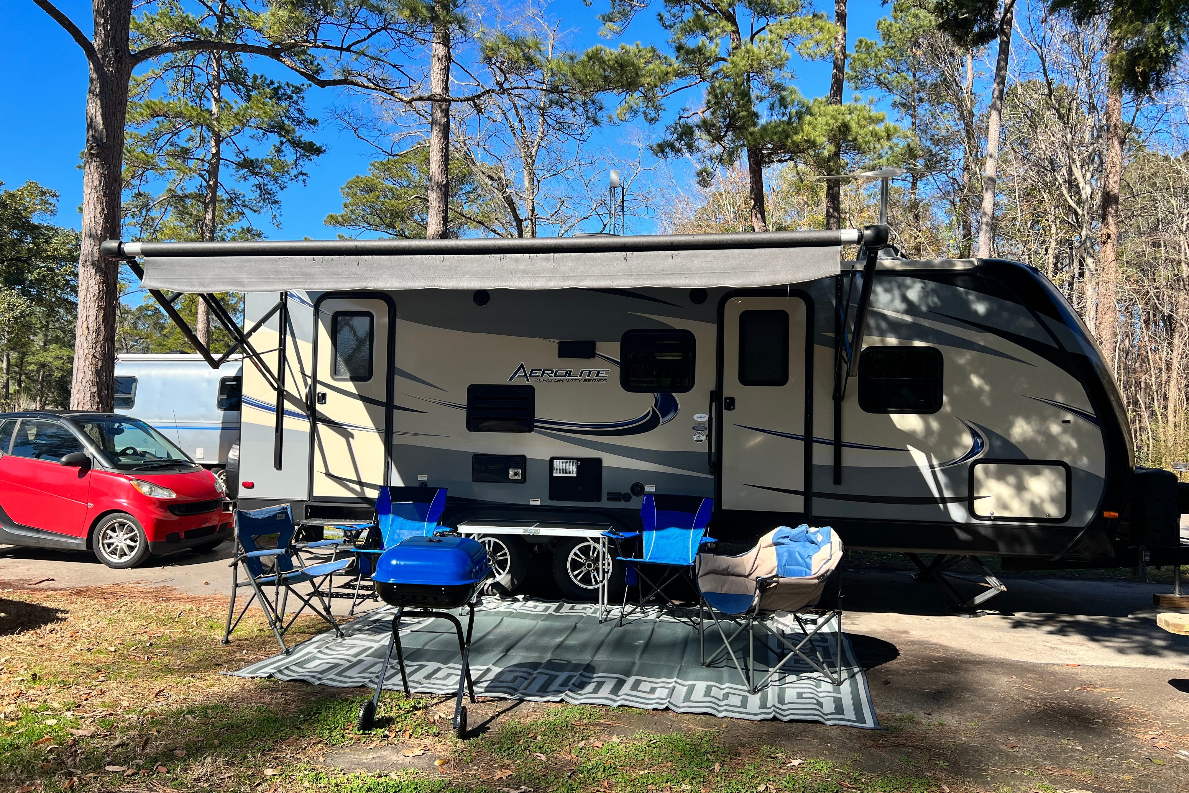 Brown Hornet Travel Trailer-*delivery or pick up available*