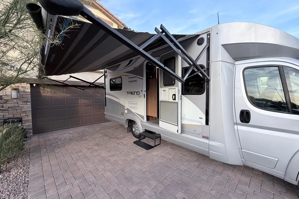 Ram Pro Master Winnebago Class C