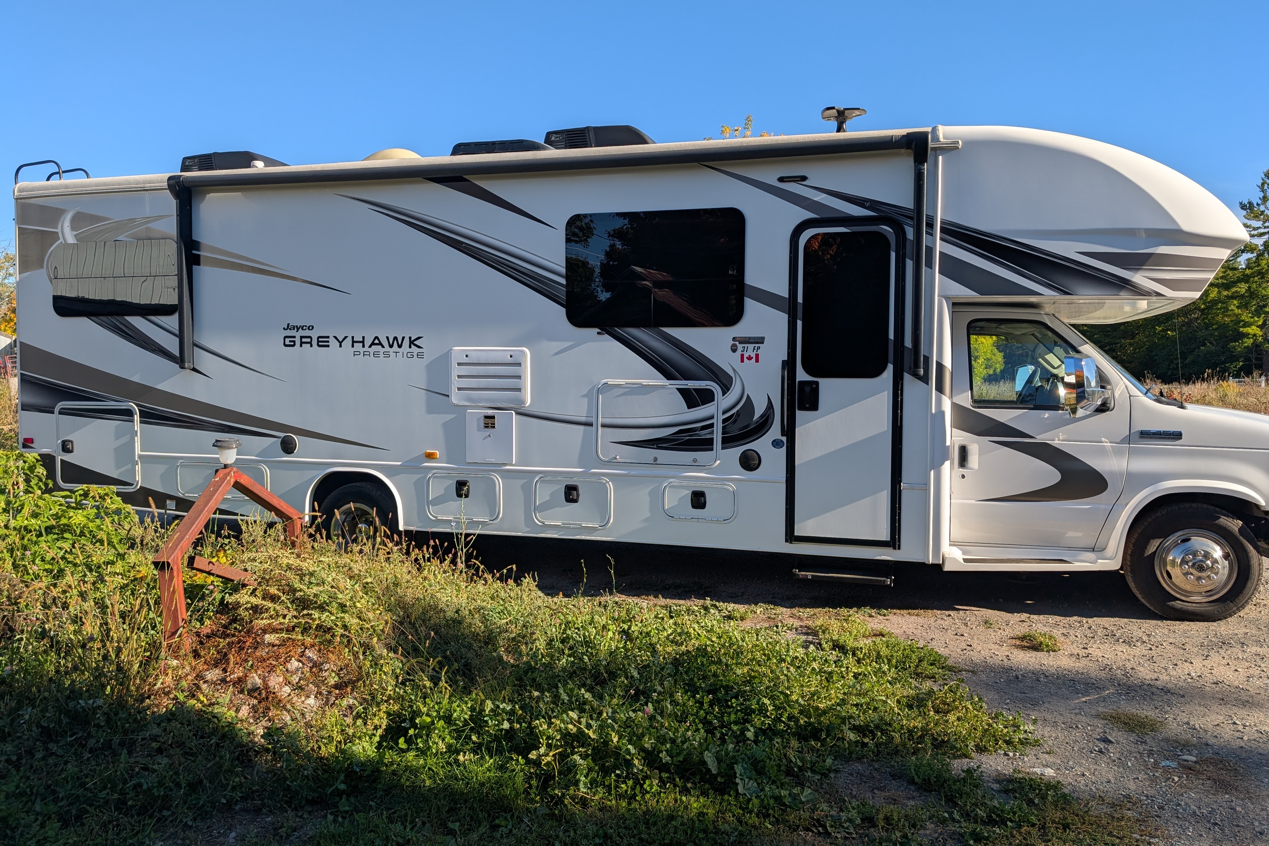 Dianne's Jayco Greyhawk Class C