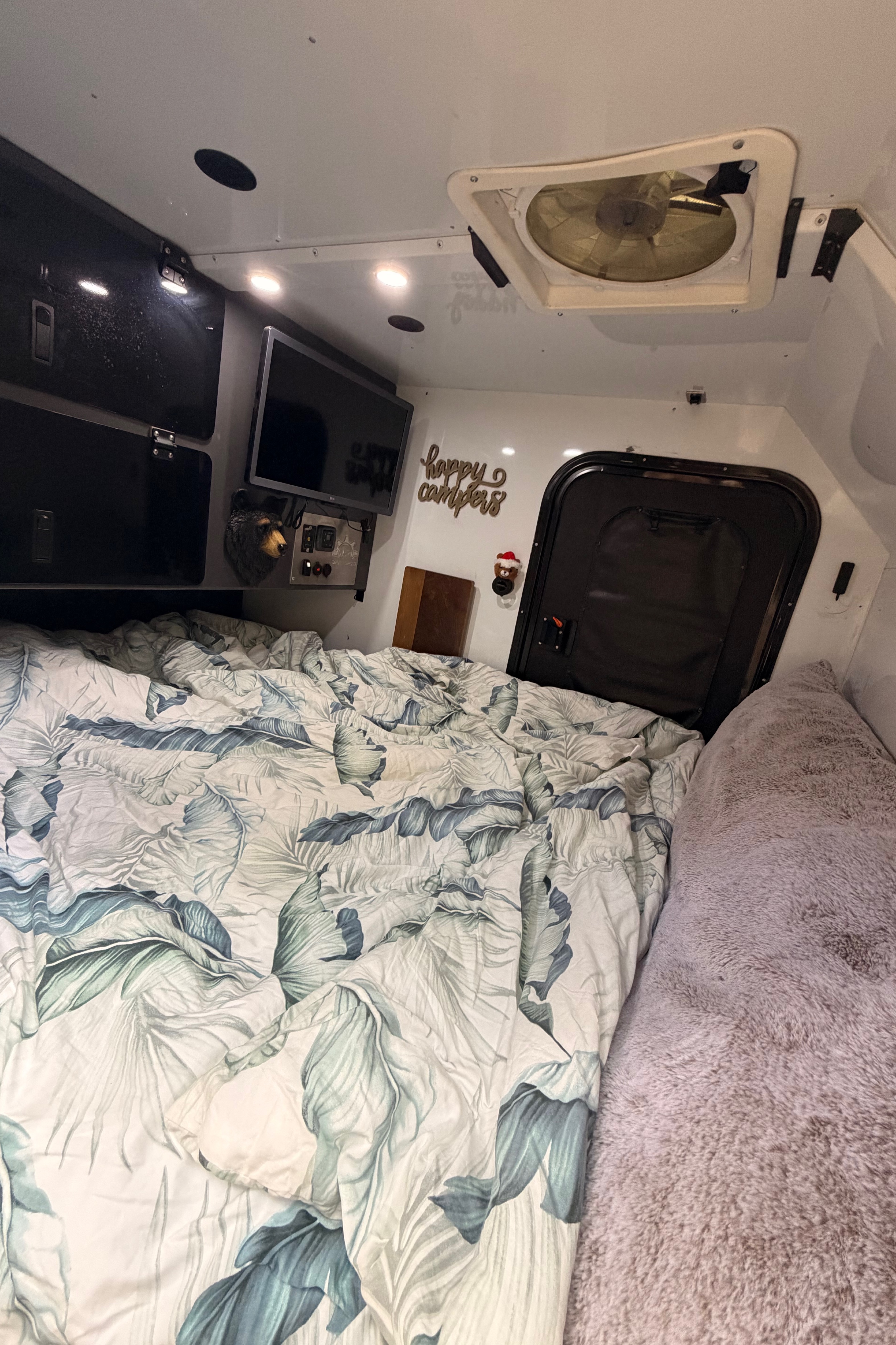 Livora Off Grid Trailers Expedition 2.0 Micro Trailer