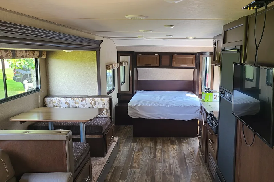 Roomy Inside Cherokee Grey Wolf 26CKSE Travel Trailer