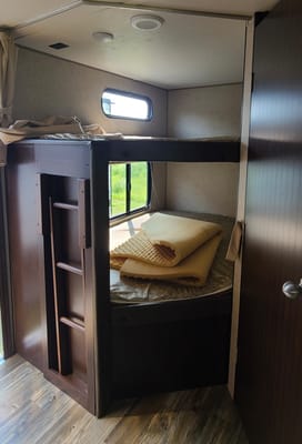 Roomy Inside Cherokee Grey Wolf 26CKSE Travel Trailer