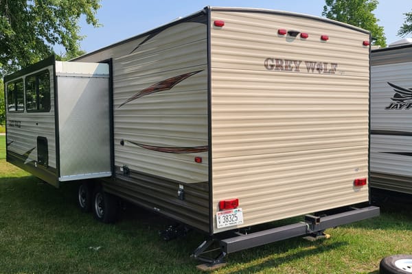 Roomy Inside Cherokee Grey Wolf 26CKSE Travel Trailer
