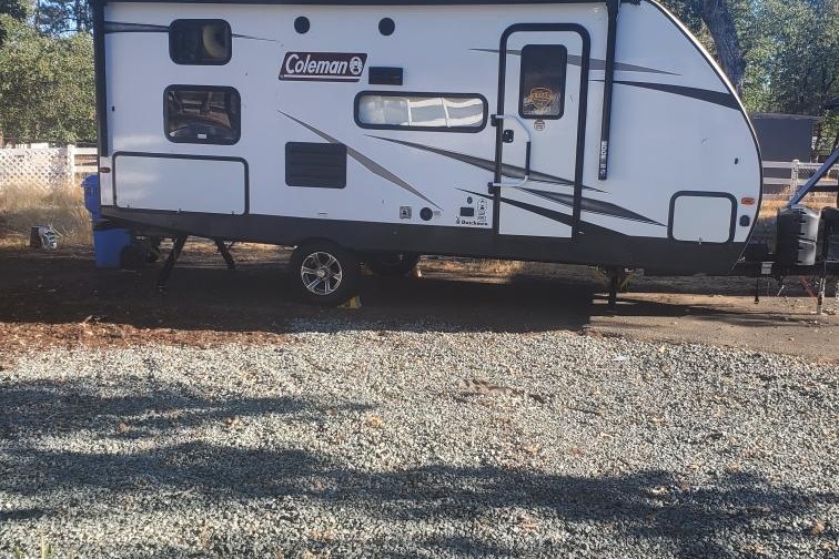 Maria's Coleman 1905bh Travel Trailer