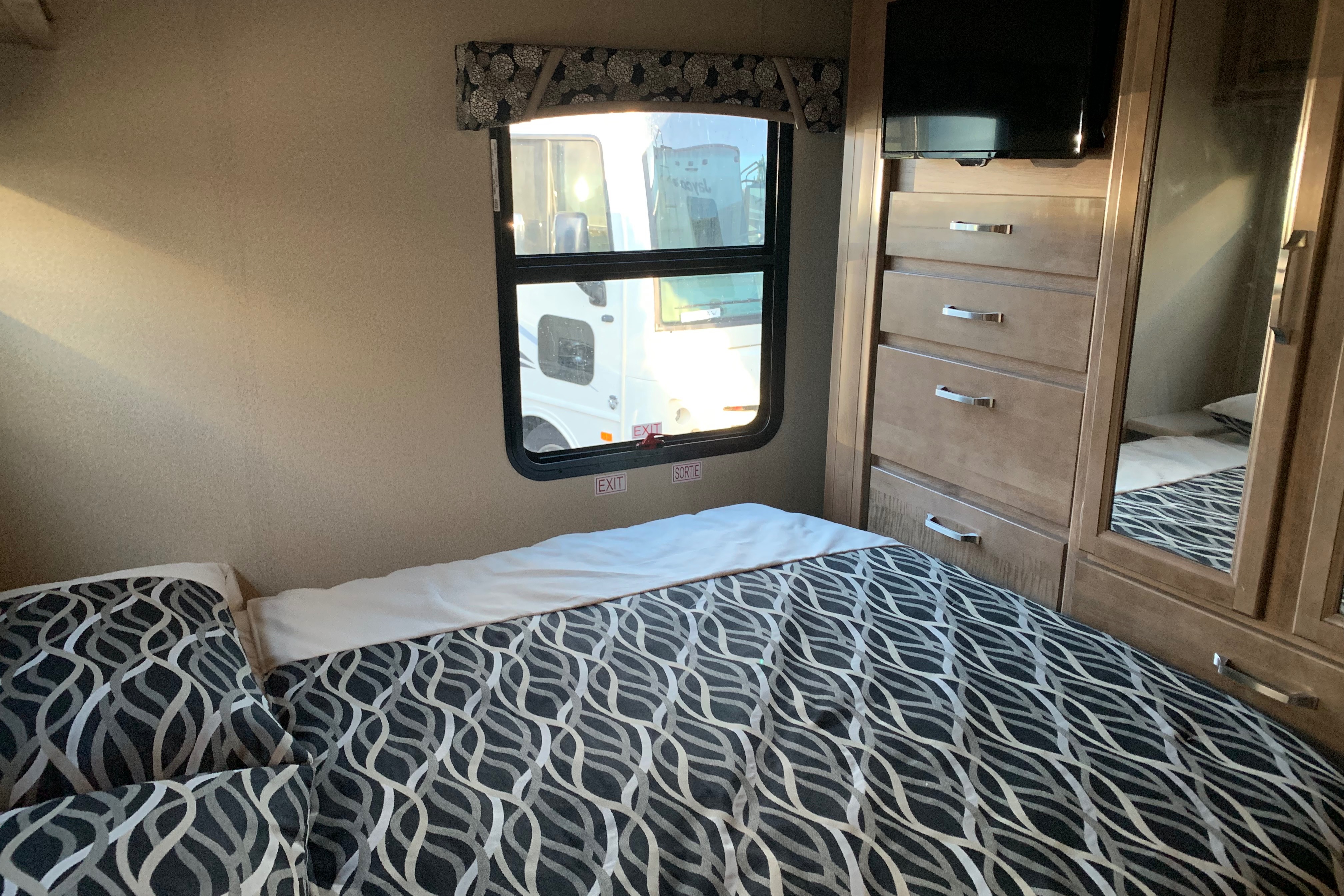 Roady! The Jayco Greyhawk Prestige Class C