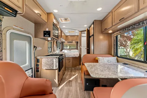 2019 Thor Four Winds 23U E1