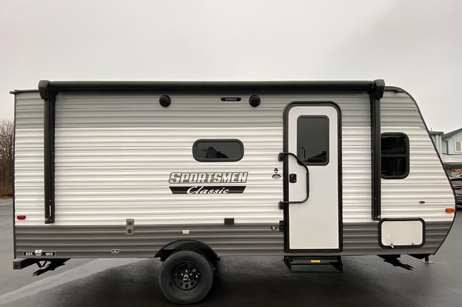 Nina's KZ Sportsmen Classic 181BH Travel Trailer