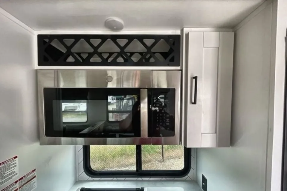 Devin's Keystone Arcadia Fifth Wheel