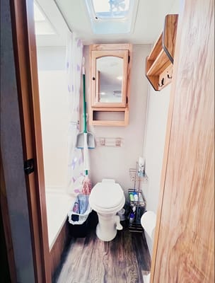 J1 "Mi casa Es Tu casa 💕"