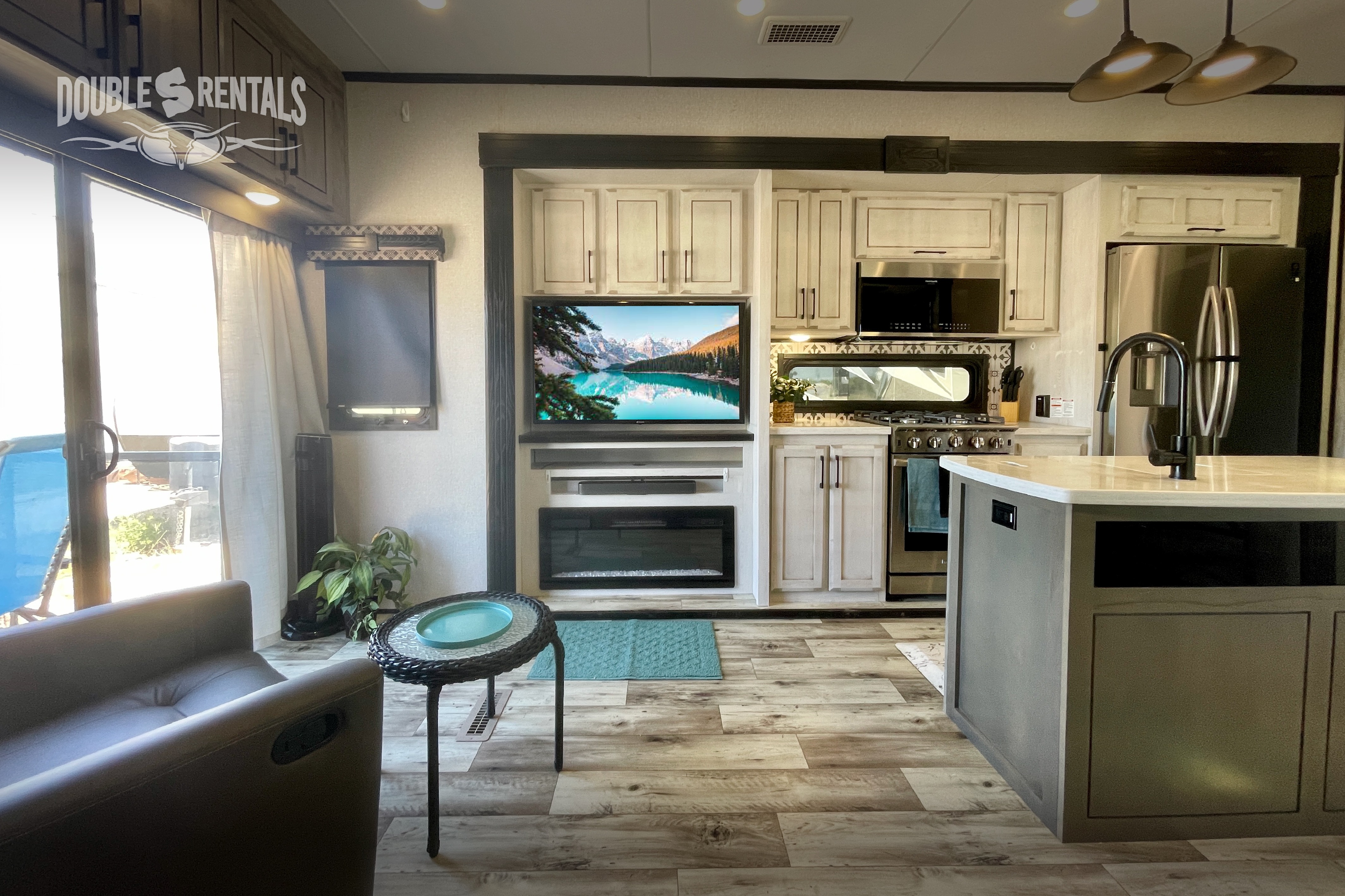 DURANGO GOLD w/ Priv King Master, Queen Loft, Bunk Room, and Patio!!