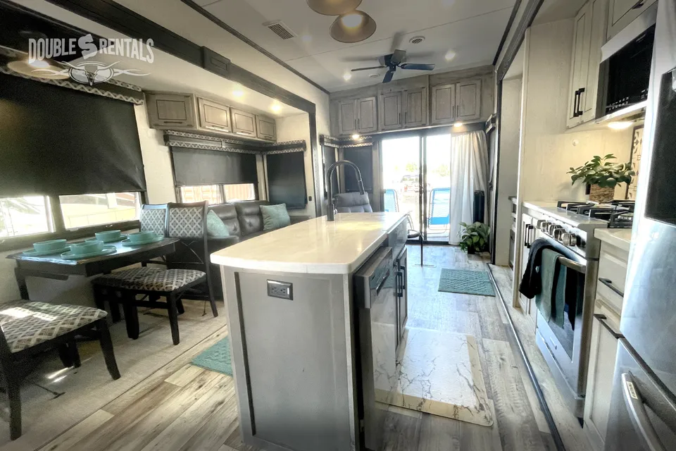 DURANGO GOLD w/ Priv King Master, Queen Loft, Bunk Room, and Patio!!